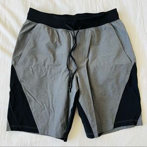 Lululemon Namaste at the Beach Shorts - Size M